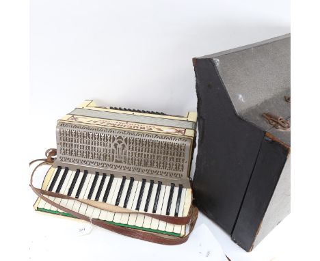 An Italian accordion, boxed, by Scrucianelli Castelfidard - Italy 