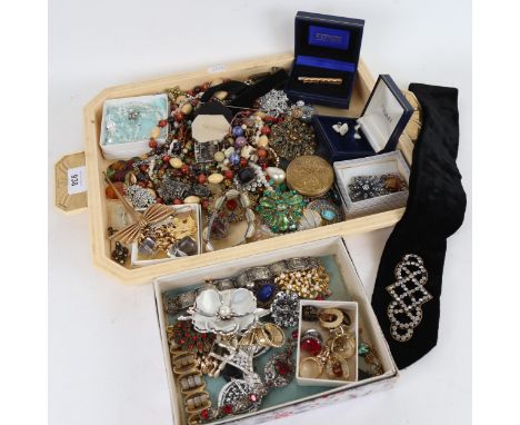A tray of Vintage and other costume jewellery, to include compact, panel bracelets, hat pin etc 