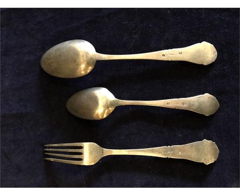 Two Sinding Danish silver spoons and a fork (143g) 