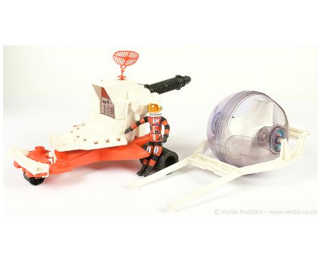 Mattel vintage Major Matt Mason Space Bubble and Firebolt Space Cannon with figure, Good Plus (unchecked for completeness).