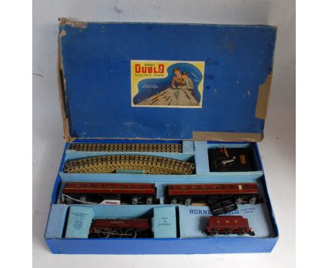 A Hornby Dublo EDP2 passenger train set containing 'Duchess of Atholl' engine and tender, some repainting ad missing cabside 