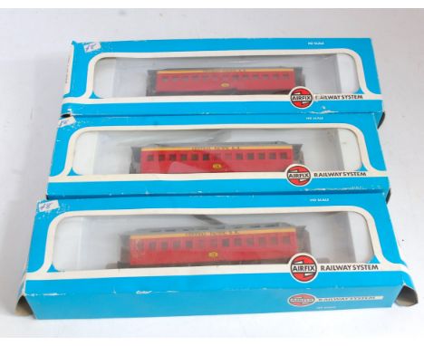 Selection of old time American H0 items Union Pacific 119, Central Pacific Jupiter and 3 Central Pacific passenger cars, all 