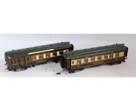 Five coach Brighton Belle style EMU made from five Hornby No.2 Special Pullman coaches heavily modified: Verona, Fontana, Lor
