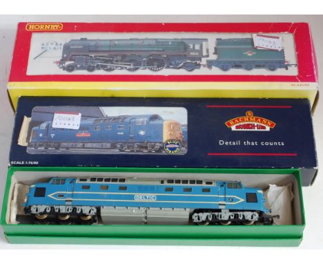 Bachmann 32-525 BR green class 55 Deltic 'Queens Own Highlander' (G-BG), plastic kit built early Deltic (G), and a Hornby R21