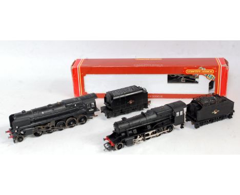 Boxed Hornby R303 "Evening Star" class 9F (G-BP) a similar BR black No. 92156 (G) and a 8F class engine with Fowler tender (G