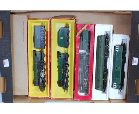 Selection of BR green period items R053 'Princess Elizabeth' engine and tender with unlined tender (G-BFG) R850 No. 601301 'F