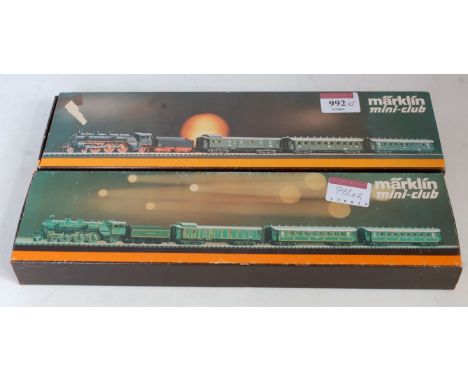 Marklin Mini-Club Z gauge items ref 8100 DB 4-6-2 engine and tender and 3 green coaches (VG-BG) and ref 8102K Bay states B gr