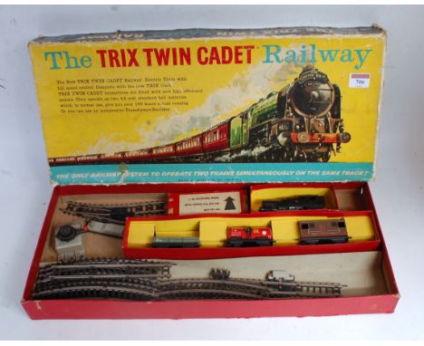 Trix Twin Cadet Railway box containing 0-4-0 plastic body tank engine, 3 wagons, track, etc (a/f)
