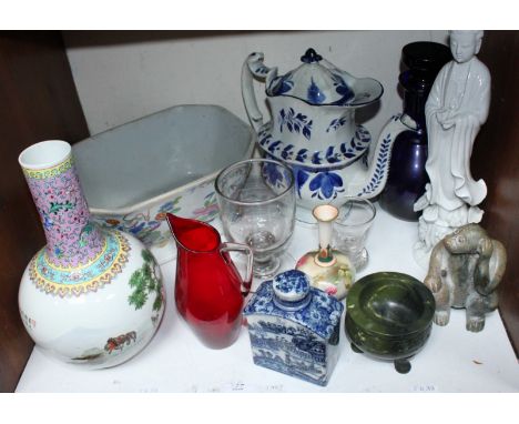 SECTION 16. A collection of assorted Oriental ceramics, together with various other collectable and glass items, including a 