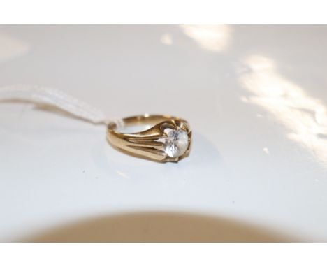 A 9ct gold ring set with white stone, approx. 3.5gms total weight 