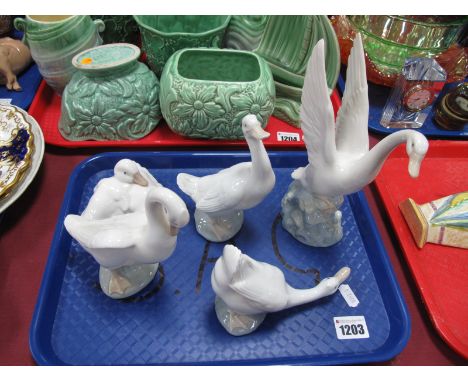 Five Nao Model Swans and Ducks, varying design:- One Tray