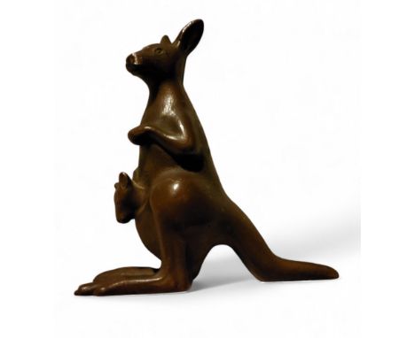 An early 19th century bronze, of a kangaroo and joey, 10cm high