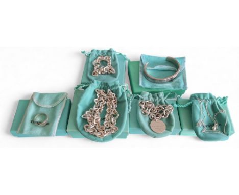 Tiffany style jewellery including a matching heart necklace and bracelet, bangle, bracelet, ring and necklace and pendant