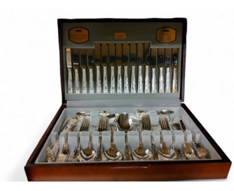 A Viners plated Kings Royale canteen, for eight, comprising four table spoons, table knives and forks, soup spoons, fish kniv