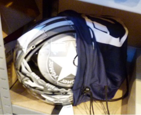 ROAMER MOTORBIKE CRASH HELMET. New adult medium size crash helmet