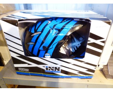 IXS MOTORBIKE HELMET. New IXS Adult Large size motorcycle crash helmet