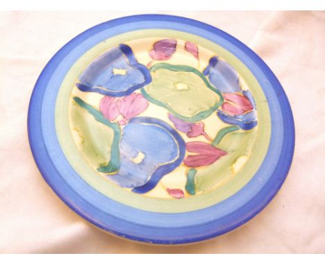 CLARICE CLIFF PLATE. Bizarre Blue Flowers pattern plate, dia: 18 cm CONDITION REPORT: The item is in good condition with no a