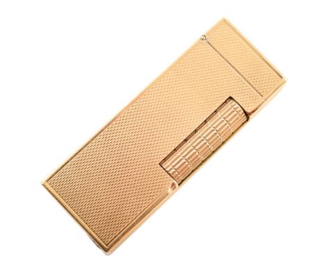9ct gold Dunhill 'Rollagas' lighter , engine turned decoration to case, length approx. 65mm, gross weight 103.5g, hallmarked 