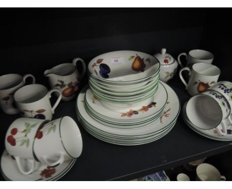 A part Royal Worcester 'Evesham Vale' dinner service