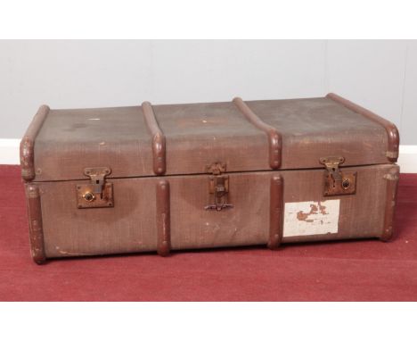 A vintage wood bound travel trunk. (90cm x49cm)  