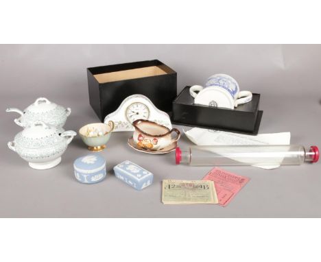 A quantity of miscellaneous. Wedgwood blue Jasperware trinkets, Aynsley 'Wild Tudor' mantel clock, Carlton ware jug &amp; pla