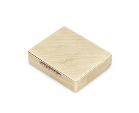 ROYAL INTEREST: a 9 carat gold snuff boxCohen &amp; Charles, London 1939, also stamped CALLOW, retailed by OSCAR CALLOW, MOUN