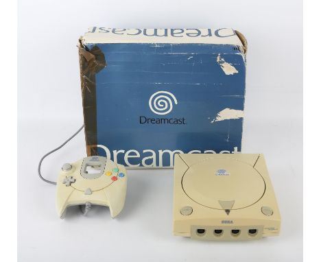 Sega Dreamcast console, boxed and without instructions (PAL) + Official Dreamcast Keyboard accessory Console comes with 1 con
