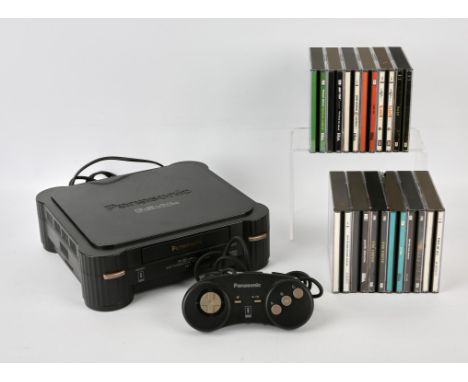 Panasonic 3DO FZ-1 R.E.A.L. console with UK power supply, 1 controller and 12 boxed games Games include: Shock Wave: Operatio