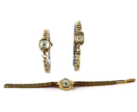 LADY'S TUDOR GOLD PLATED MANUAL WIND WRIST WATCH, the square buff dial with applied gold coloured hour markers, 13mm case, on