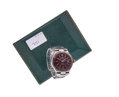 GENTLEMAN'S TUDOR PRINCE OYSTERDATE CHRONO-TIME STAINLESS STEEL AUTOMATIC WRIST WATCH, manufactured in 1973 from serial numbe