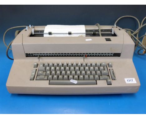 An IBM "golfball" typewriter