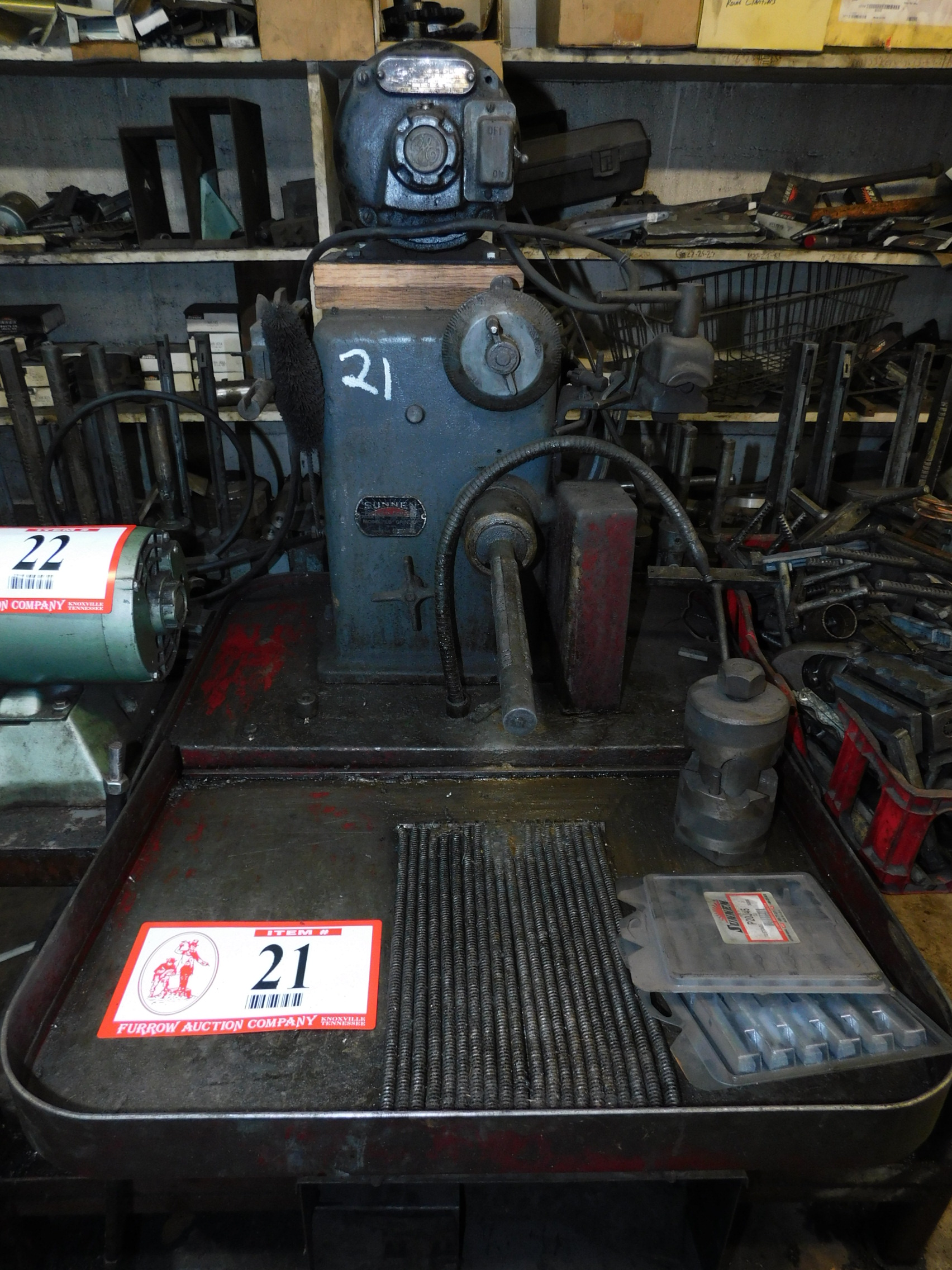 Sunnen Mdl LB Hone/Grinder w/ Various Honing Tools and Accessories