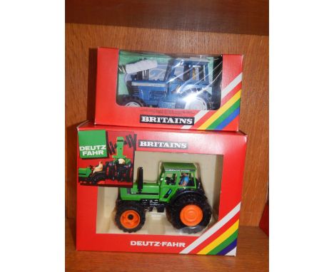 A Britains Deutz Fahr Tractor, 9530, and a Ford TW20 tractor, boxed (2).