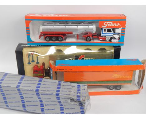 Various die cast vehicles, to include metal die cast Joal heavy vehicles, Caterpillar bulldozer, Compact Volvo BM tipper, var