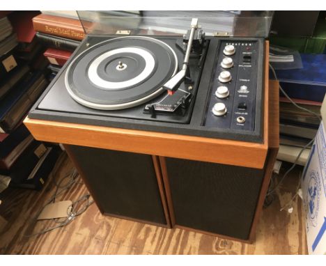 A Garrard Dynatron DP 25 MK III record player and speakers (3).