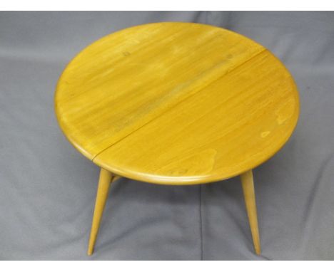 ERCOL LIGHT ELM SINGLE FLAP SIDE TABLE, 40cms H, 61.5cms diameter top (when open)