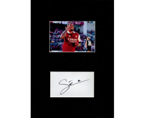 Gabriel Jesus 13x9 inch mounted signature piece includes signed white card and colour photo pictured playing for Arsenal. Goo