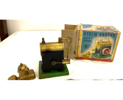 Vintage steam engine model number minor 1520 in original box 