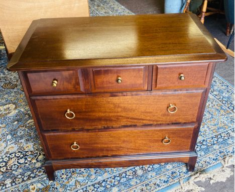 Mahogany Stagg 5 drawer chest, good overall condition, approximate measurements: Height 28 inches, Width 32 inches, Depth 18.