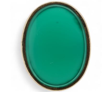 A yellow metal (stamped 585) and single stone oval chrysoprase set signet ring, size U, gross weight 8.4 grams.