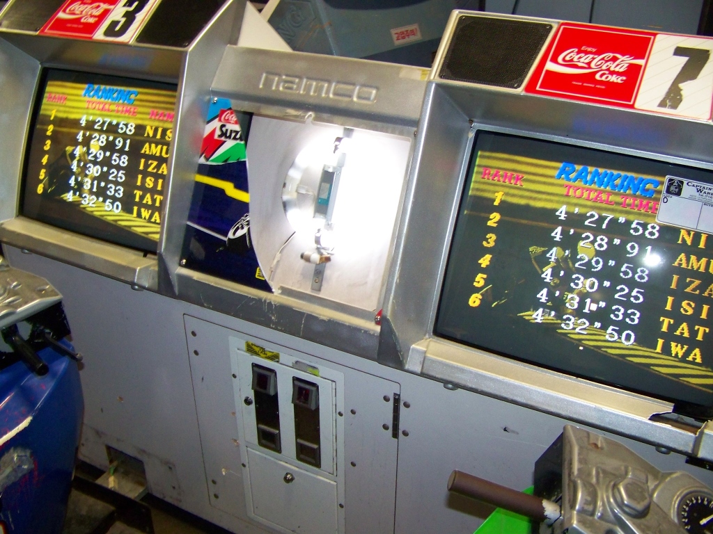 SUZUKA 8 HOUR TWIN MOTORCYCLE RACING ARCADE GAME Item is ...