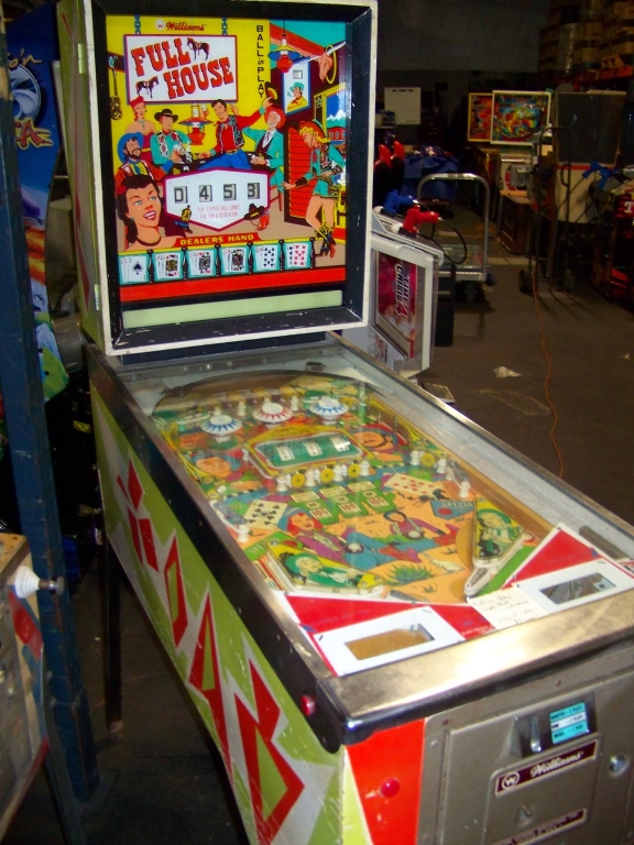 FULL HOUSE PINBALL MACHINE WILLIAMS 1966 Item is in used condition ...