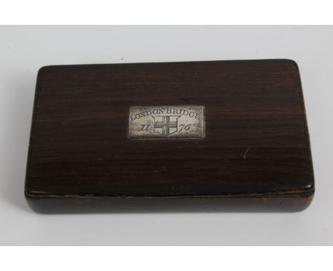 19th century London Bridge wooden snuff box of rectangular form, centred by engraved silver plaque - 'London Bridge 1176' wit