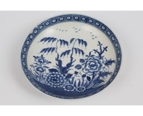 Rare 18th century Worcester blue and white forked Willow pattern saucer, circa 1785 CONDITION REPORT Two rim chips, one is 5m