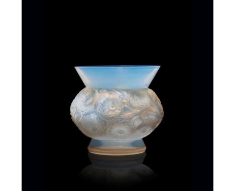 designed 1930cased opalescentstencilled R. LALIQUE, engraved France17.5cm (6 7/8in) highFootnote: IMPORTANT INFO FOR ‡ LOTSLo