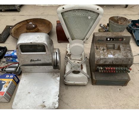 A VINTAGE GROSS CASH TILL,TWO SETS OF BIZERBA SCALES 