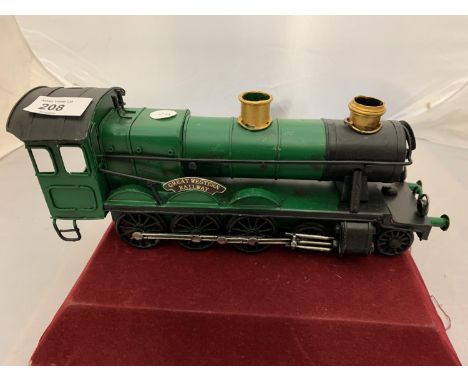 A TINPLATE GREEN MODEL OF A 'GREAT WESTERN RAILWAY' TRAIN 