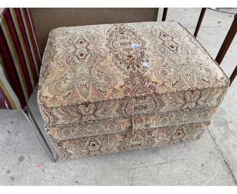 A PARKER KNOLL POUFFE WITH LIFT-UP LID 