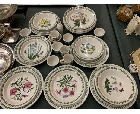 AN ASSORTMENT OF PORT MEIRION CERAMIC DINNER WARE 