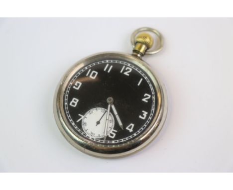 A World War Two / WW2 British Military Pocket Watch With Black Dial And Subsidiary Second Hand, Cal.259 Made By Unitas, Marke